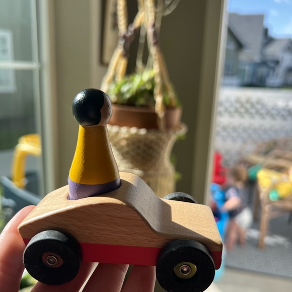 Lovevery Stella & Her Speedster! - Picture 3 of 3